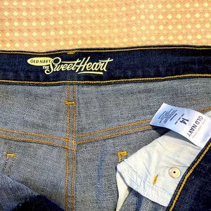 Jeans Old Navy sweetheart jean size 14